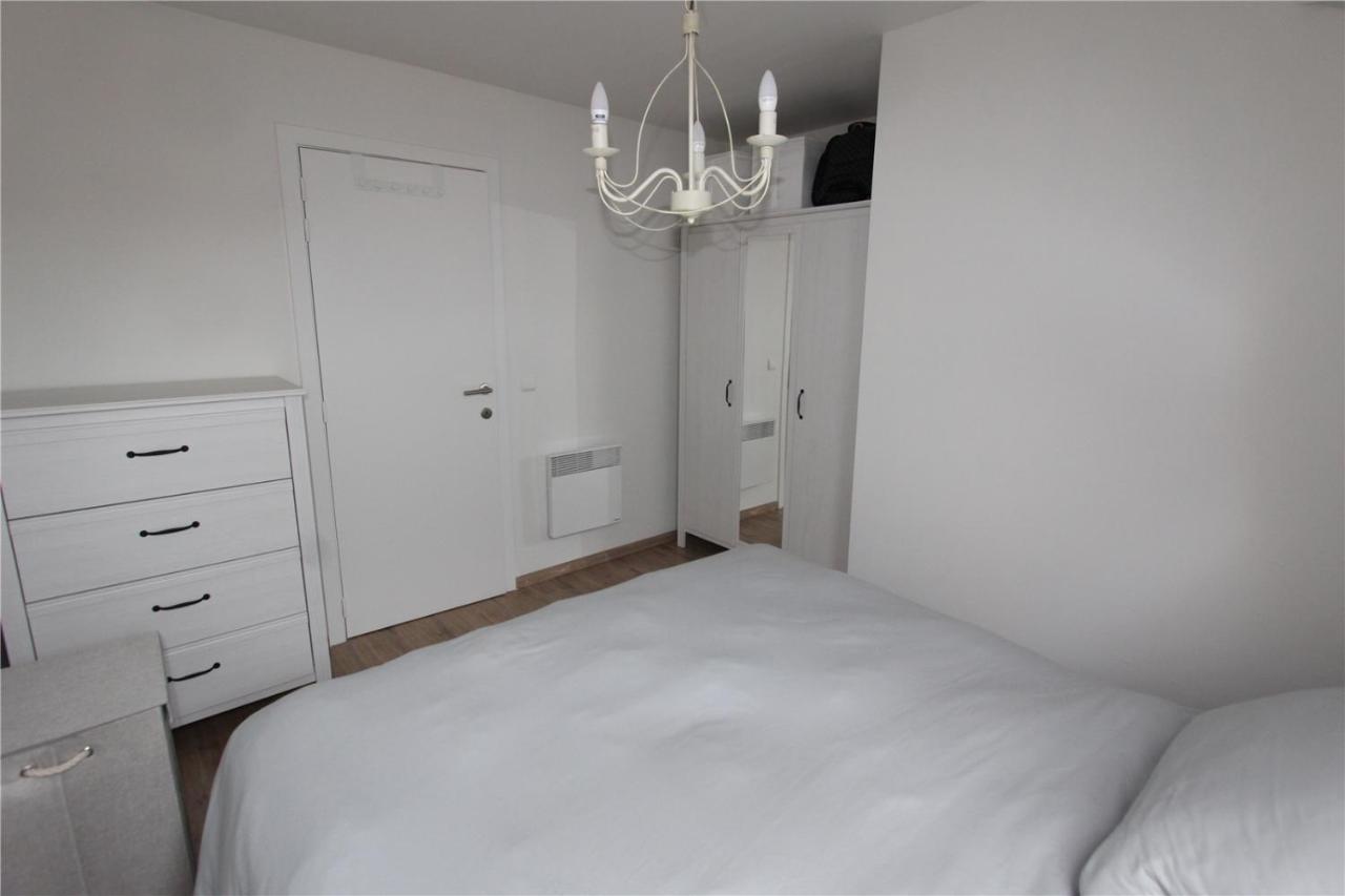 Apollo 1 Apartment Nieuwpoort Bagian luar foto