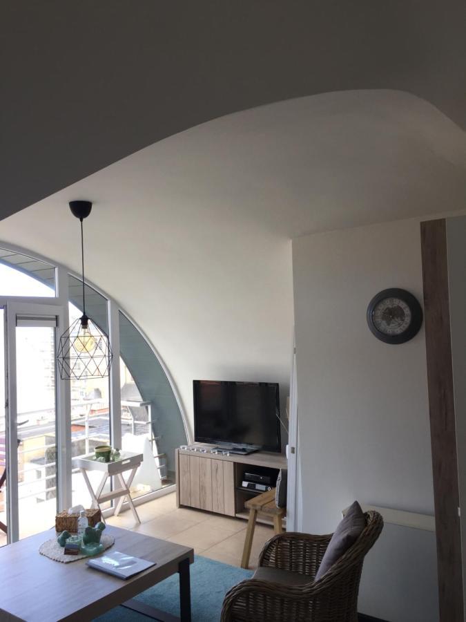 Apollo 1 Apartment Nieuwpoort Bagian luar foto